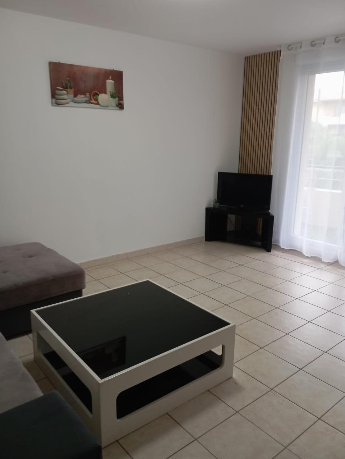 Residence Calme Avec Piscine Beziers Ngoại thất bức ảnh